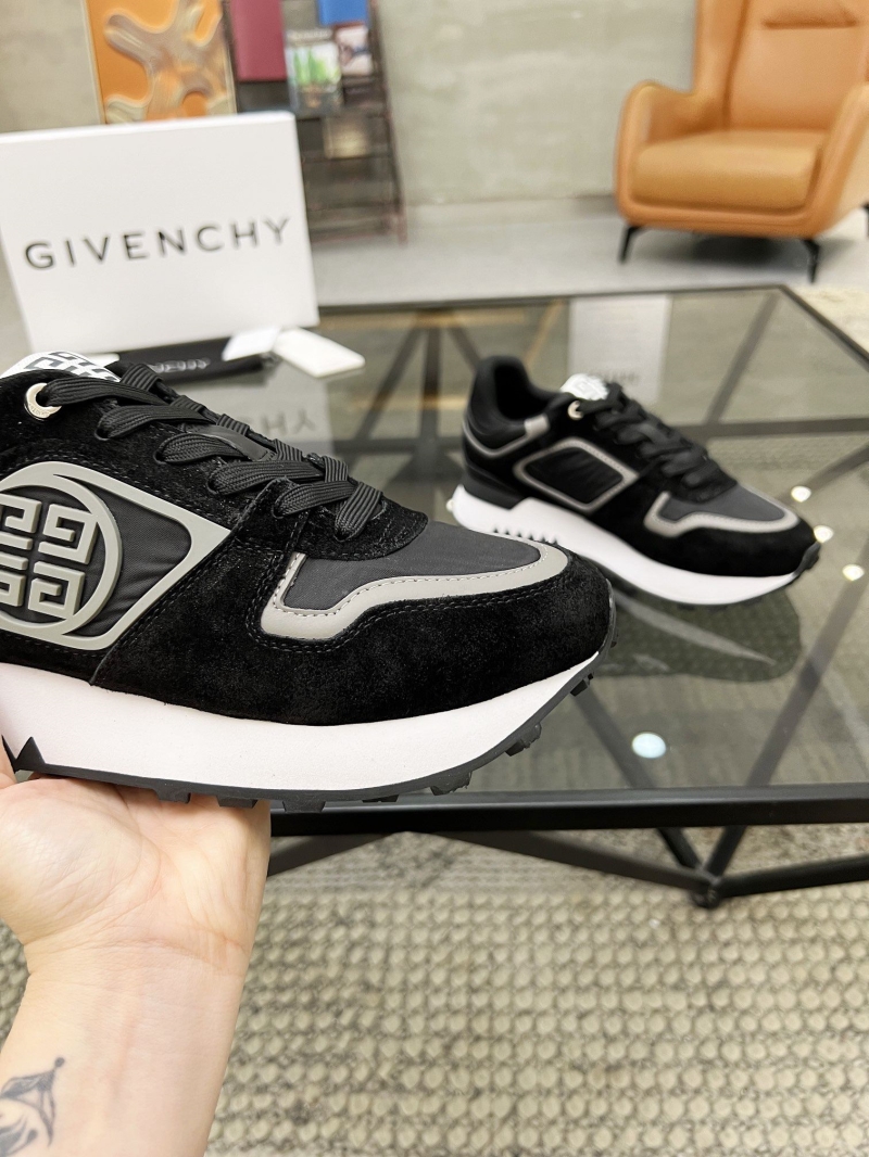 Givenchy Sneakers